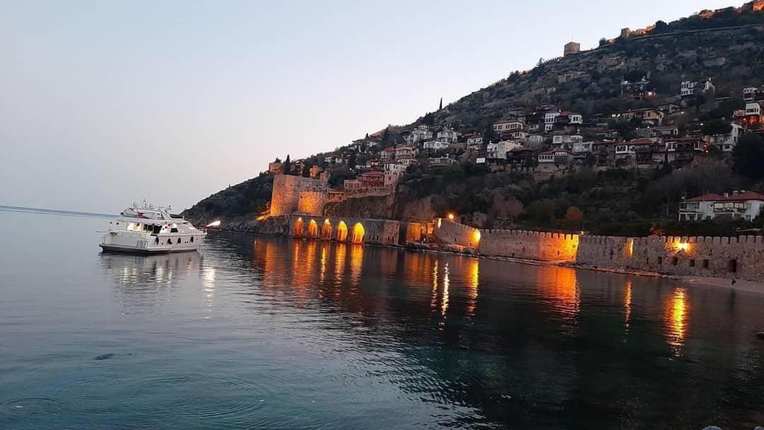 Bilkay Hotel Alanya Esterno foto